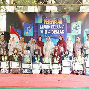 Pelepasan Murid Kelas VI MIN 4 Demak Tahun Ajaran 2025/2026: