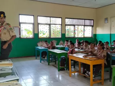 Pramuka -4